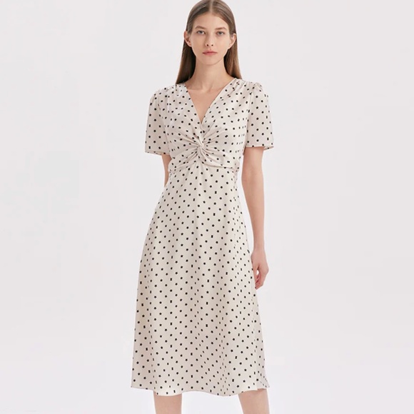 Beige Combo Print V-Neck Twisted Dress, Size S - Picture 1 of 2